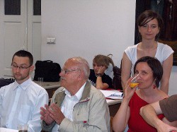 Agapa i celebracja X kroku